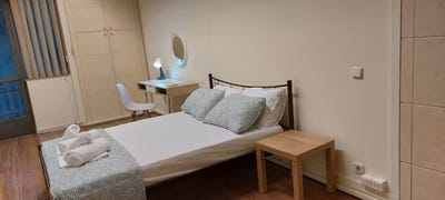 /international/gr/ithakis-athens-attica-310093823124/