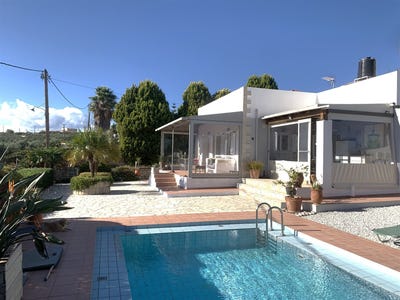 /international/gr/tavronitis-crete-310104087169/