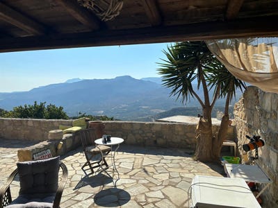 /international/gr/papagianades-crete-120095855330/