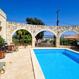 /international/gr/kalives-crete-310100738827/