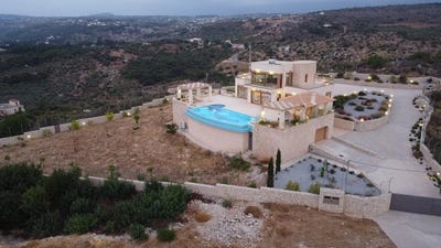 /international/gr/tsivaras-crete-310107442398/
