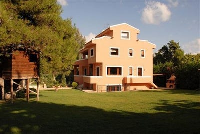 /international/gr/agios-stefanos-attica-310103787643/