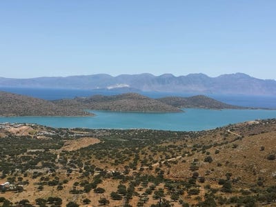 /international/gr/elounda-crete-310105813139/