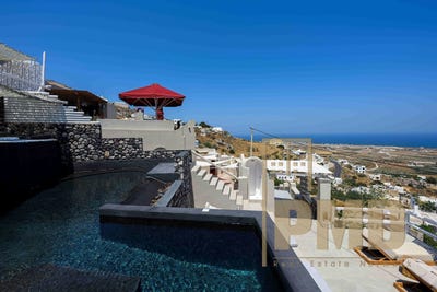 /international/gr/santorini-aegean-310102338225/