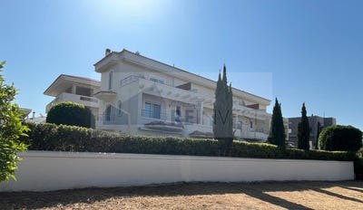/international/gr/vouliagmeni-attica-310100935581/?lang=en