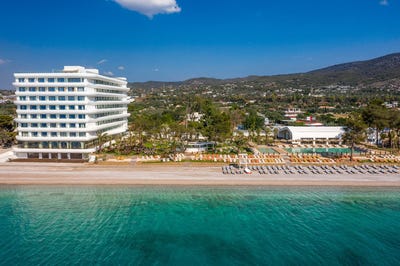 /international/gr/agioi-theodoroi-peloponnese-western-greece-and-ionian-310106968549/