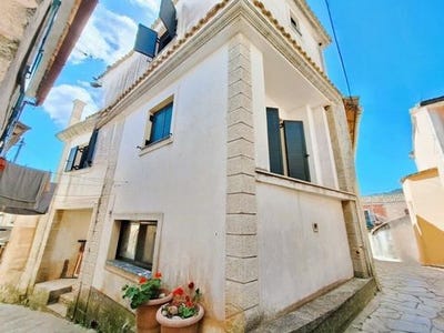 /international/gr/corfu-peloponnese-western-greece-and-ionian-310103792270/