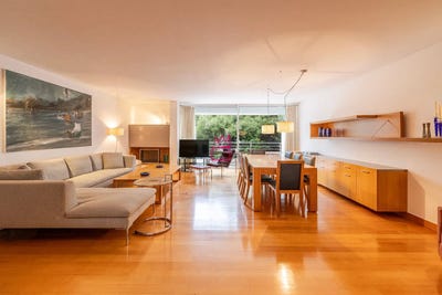 /international/gr/vouliagmeni-attica-310107774990/
