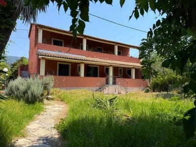 /international/gr/corfu-peloponnese-western-greece-and-ionian-310109151424/?lang=id