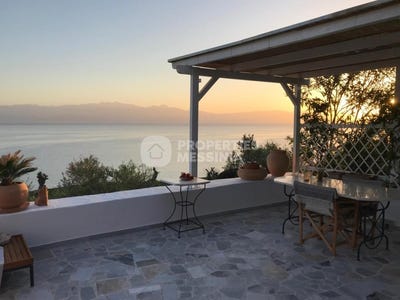 /international/gr/agia-triada-peloponnese-western-greece-and-ionian-310100238913/