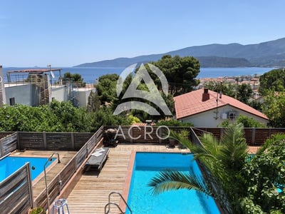 /international/gr/loutra-oraias-elenis-peloponnese-western-greece-and-ionian-310105239923/