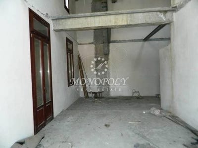 /international/gr/kato-petralona-attica-310108526443/