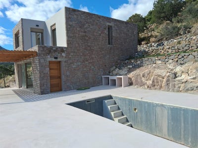 /international/gr/portes-attica-310103749428/