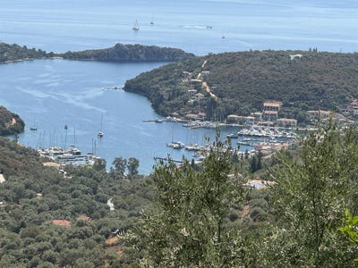 /international/gr/lefkada-peloponnese-western-greece-and-ionian-310099747706/
