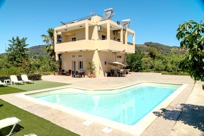 /international/gr/crete-agia-chania-crete-310106936614/