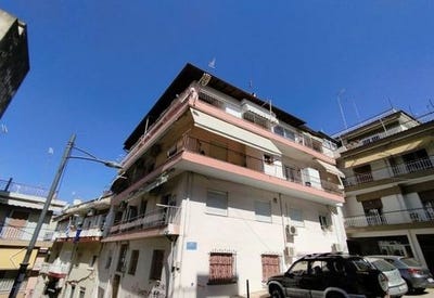 /international/gr/sikies-macedonia-thrace-310103772030/
