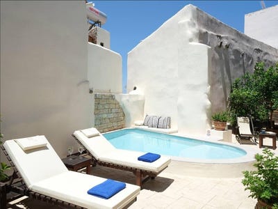 /international/gr/spili-spili-crete-310104861117/