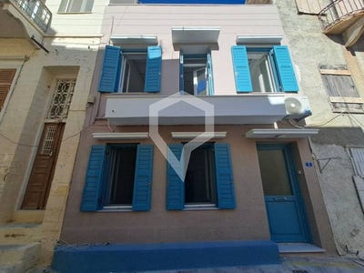 /international/gr/ermoupoli-aegean-310109561901/