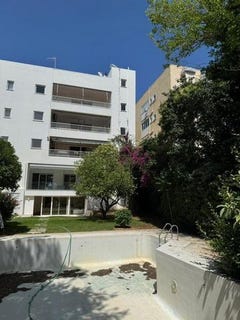 /international/gr/voula-attica-310103772216/