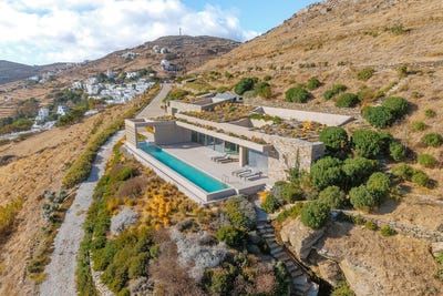 /international/gr/tinos-aegean-310110430526/
