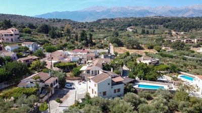 /international/gr/vamos-crete-310102609424/