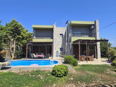 /international/gr/crete-peza-heraklion-crete-310106460836/