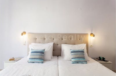 /international/gr/koutouloufari-crete-310109761486/