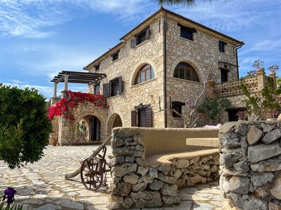 /international/gr/volimes-peloponnese-western-greece-and-ionian-120085436715/
