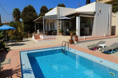 /international/gr/darmarochori-crete-310104797139/