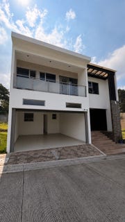/international/gt/lote-8-manzana-6-bosques-de-vilaverde-villa-canales-villa-canales-guatemala-villa-canales-guatemala-city-310107919258/