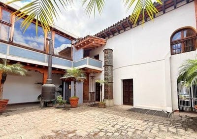 /international/gt/6160-centro-de-antigua-la-antigua-guatemala-sacatepequez-la-antigua-guatemala-sacatepequez-department-310106580141/