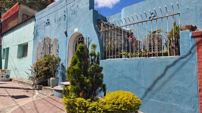 /international/gt/sector-cuatro-grados-norte-zona-4-ciudad-de-guatemala-guatemala-city-guatemala-guatemala-city-guatemala-city-310106490657/