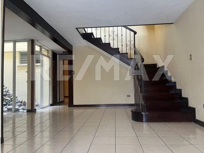 /international/gt/condominio-santa-amelia-v-casa-numero-43-zona-16-guatemala-city-guatemala-guatemala-city-guatemala-city-310107792559/