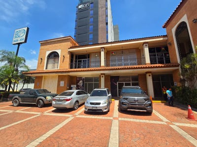 /international/hn/bay-plaza-interseccion-7-calle-so-con-ave-circunvalacion-frente-a-popeyes-san-pedro-sula-cortes-san-pedro-sula-cortes-department-310108648321/