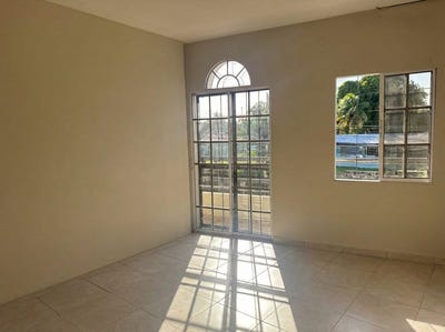 /international/hn/col-el-toronjal-2-5ta-etapa-7ma-calle-a-mano-izquierda-la-ceiba-atlantida-la-ceiba-atlantida-department-310106295763/