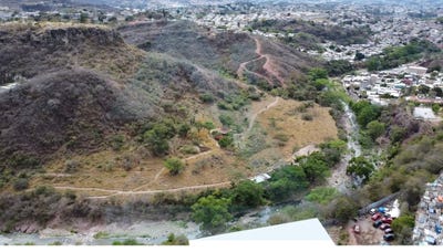 /international/hn/predio-ubicado-contiguo-a-colonia-jesus-aguilar-paz-en-el-anillo-periferico-distrito-central-comayaguela-y-tegucigalpa-francisco-morazan-distrito-central-comayaguela-y-tegucigalpa-francisco-morazan-department-310107368325/