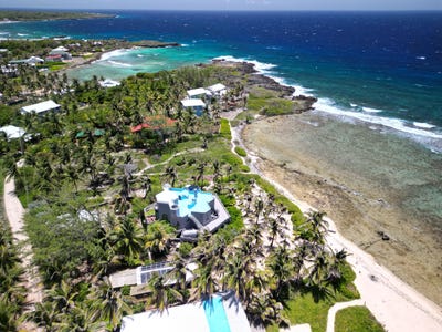 /international/hn/4-bed-3-bath-hexagon-rooms-utila-bay-islands-department-310108433542/