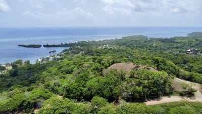 /international/hn/milton-sunset-views-6-7-acres-roatan-roatan-islas-de-la-bahia-roatan-bay-islands-department-310100993719/?lang=zh-cn