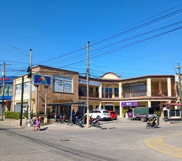 /international/hn/barrio-el-centro-plaza-molina-san-lorenzo-valle-san-lorenzo-valle-department-310097848481/