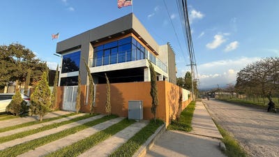 /international/hn/calle-21-de-agosto-a-orilla-de-calle-siguatepeque-comayagua-siguatepeque-comayagua-310107979058/