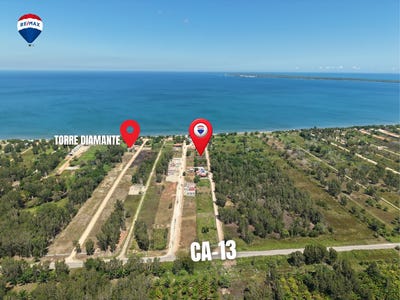 /international/hn/en-la-zona-de-cocalito-bahia-de-trujillo-calle-que-va-hacia-castilla-en-el-proyecto-san-jose-beach-resourt-trujillo-colon-trujillo-colon-department-310107887358/
