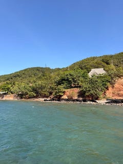 /international/hn/camp-bay-roatan-islas-de-la-bahia-roatan-bay-islands-department-310108648311/