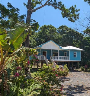 /international/hn/island-style-casita-2br-1ba-roatan-bay-islands-department-310101444499/?lang=id