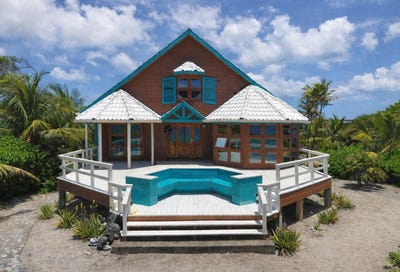 /international/hn/little-bight-utila-bay-islands-department-310107271536/