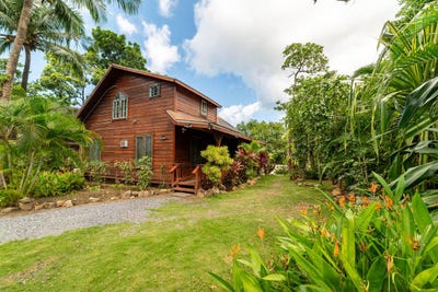 /international/hn/sundancer-cabanas-roatan-bay-islands-department-310105118980/