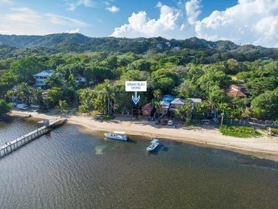 /international/hn/8ccc-pc-sandy-bay-bay-islands-honduras-sandy-bay-bay-islands-department-310101471528/?lang=id