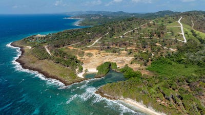 /international/hn/caribe-point-roatan-bay-islands-department-310101334327/?lang=zh-cn