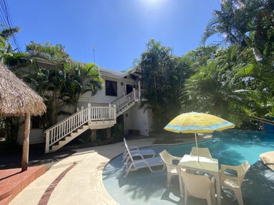 /international/hn/poolside-escape-utila-bay-islands-department-310101496322/