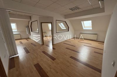 /international/hr/cakovec-međimurska-ulica-310104893510/