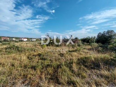 /international/hr/vrsi-split-dalmatia-county-310101384526/